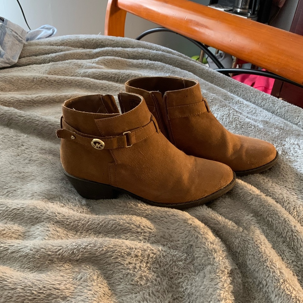 michael kors booties